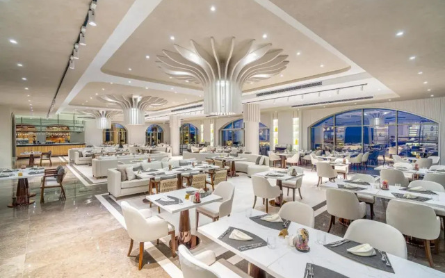 Merit Royal Premium Hotel - All Inclusive
