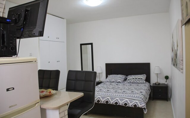 GK Apartments  - Gad Mahnes 25