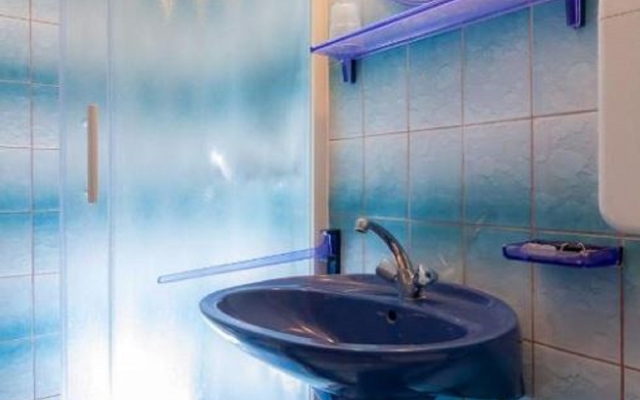 Apartment Anđela - 80 m from beach : A2 Barbat, Island Rab