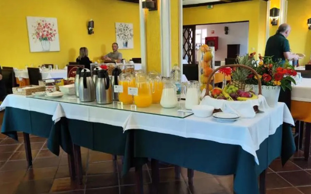 Corredoura Garden Alojamento