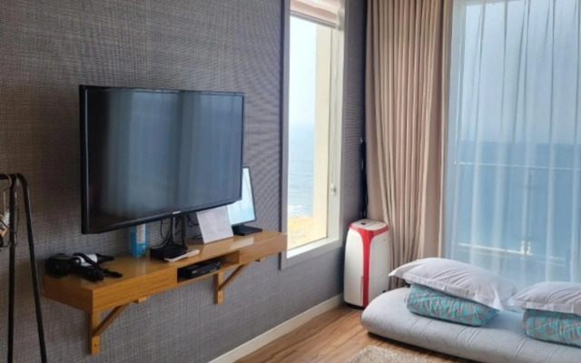 Pension Jeju Picnic Story