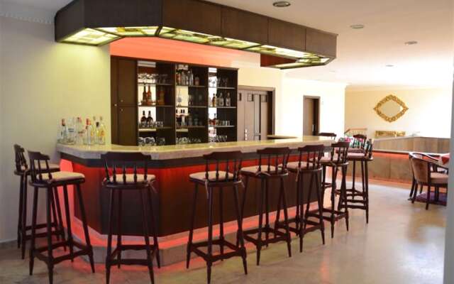 Rest Hotel