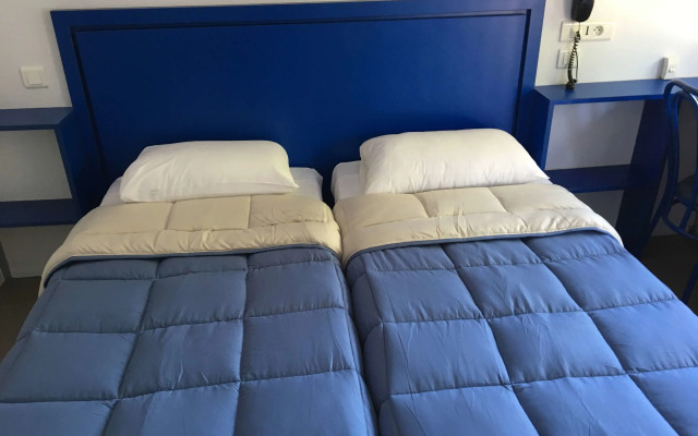 Hôtel Les Rives Bleues