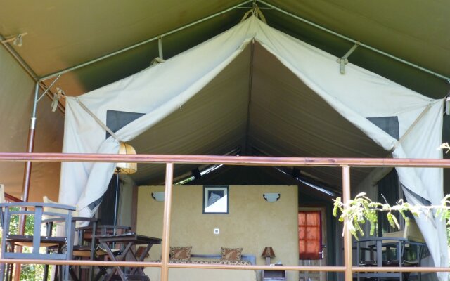 Olkeri Mara Safari Camp