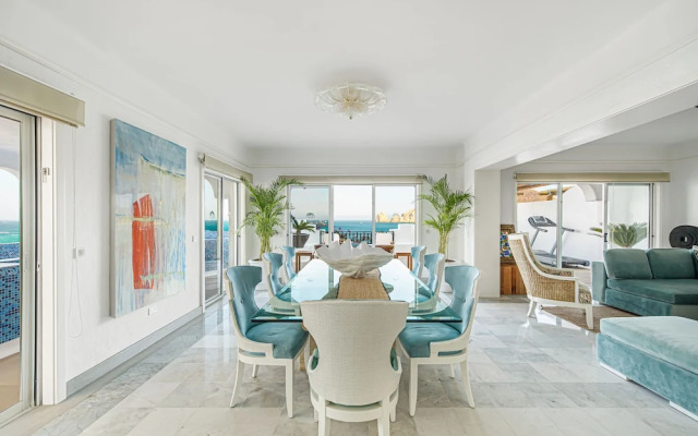 Beachfront Penthouse by Pueblo Bonito