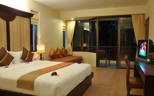 Patong Lodge Hotel