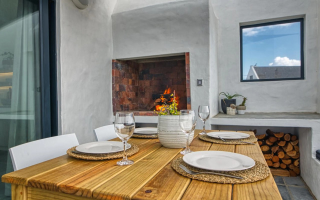 Amia House Struisbaai