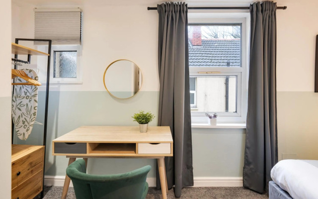 5 Person Modern Apartment Nr City Centre