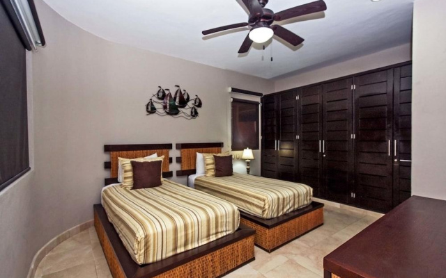 El Faro Penthouse Reef 403