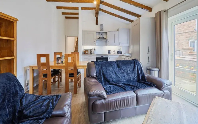 Host Stay Jubilee Close