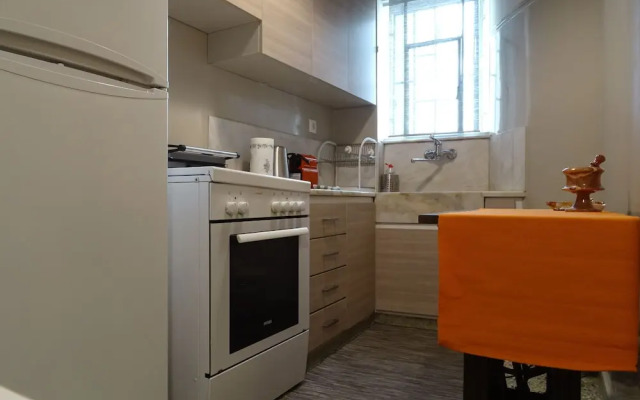 Chic Central Apt In Evangelismos Metro