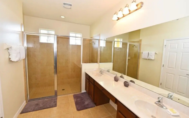 Watersong Resort Five-bedroom