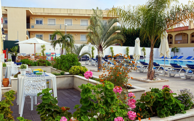 Novochoro Apartments