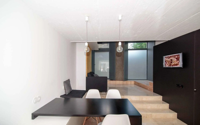 Cathedral Design Apartments