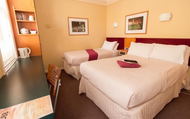 The Cobb Hotel – Guest Rooms – Palmerston North