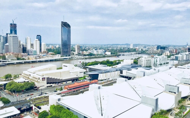 Homely Apartment in South Brisbane