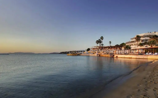 Lemon Hotel And Beach