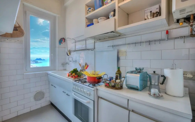 Simply Romantic Sea View