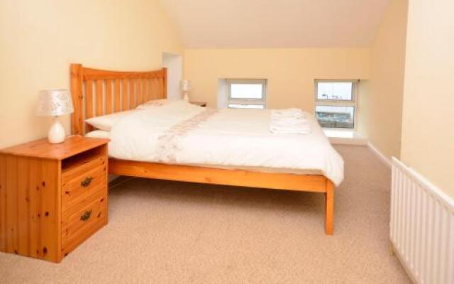 Cottage 236 Roundstone