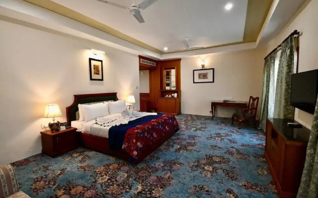 ROYALE de' CASA RESORT KAZIRANGA