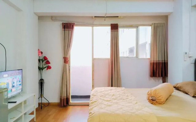 The Royale Sentra Tower Kuning