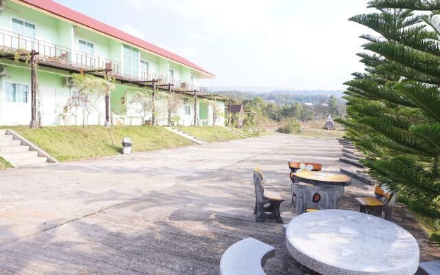 Mountain Green Resort Dansai