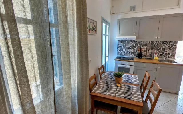 Ritzi Apartment