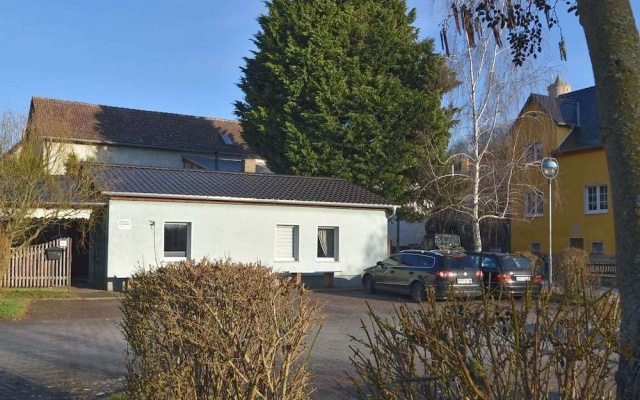 Serene Holiday Home in Naumburg near River