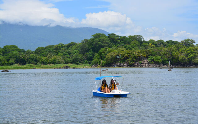 Hotel El Reith Lake Granada Nicaragua