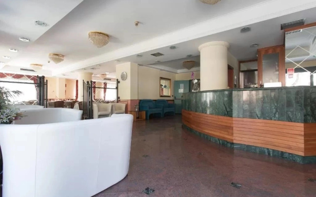 Hotel Zeus