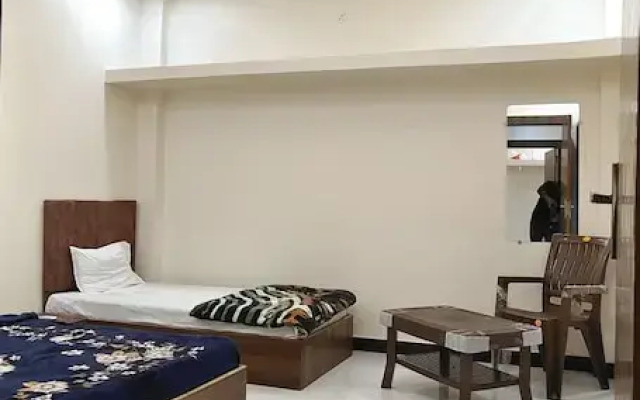 Shri Anant Mahadev Guest House