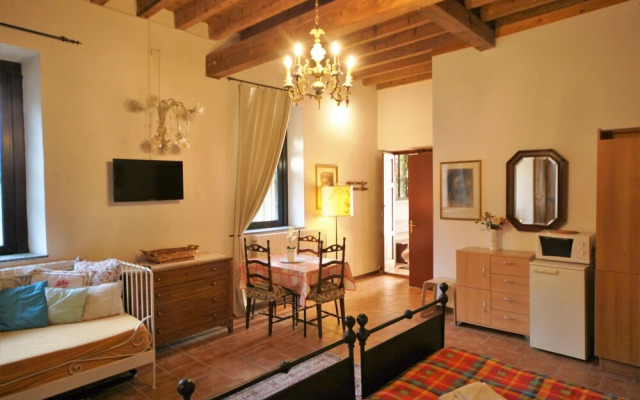 Loft studio 15 minutes from Milan center