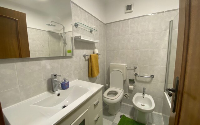 Mouro Rivers House - Remarkable 3-bed Apartment