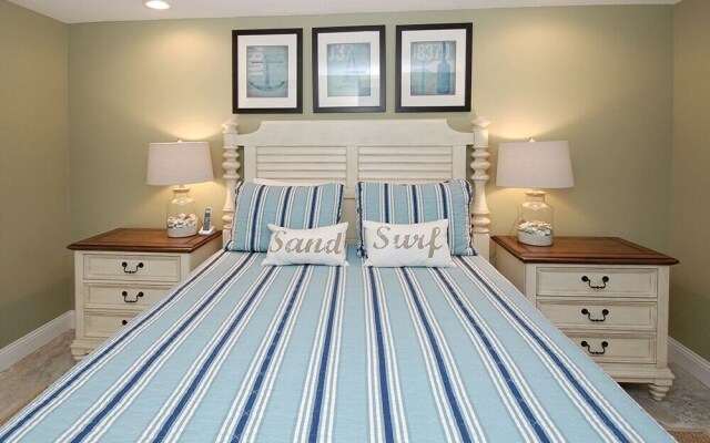 Beach Breeze Unit 2 by Anna Maria