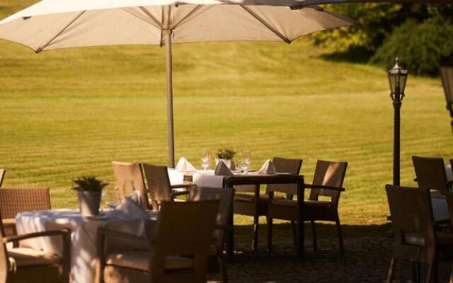 Gästehaus am Wasserschloss & Restaurant Wasserschloss Inzlingen