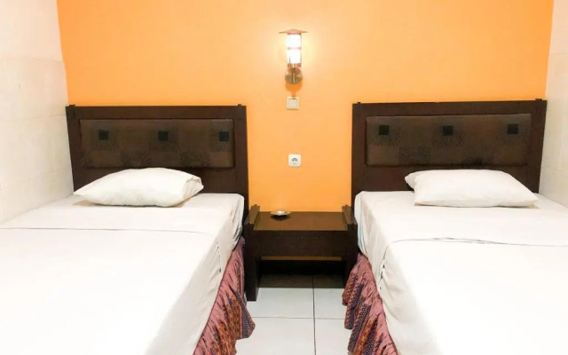 OYO 90103 Hotel Palem