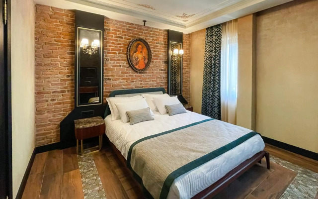 Tria Hotel - Special Class