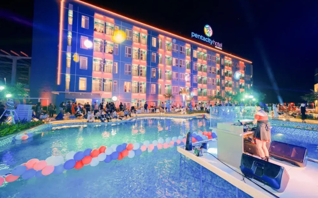 The All-Suite Pentacity Hotel Balikpapan