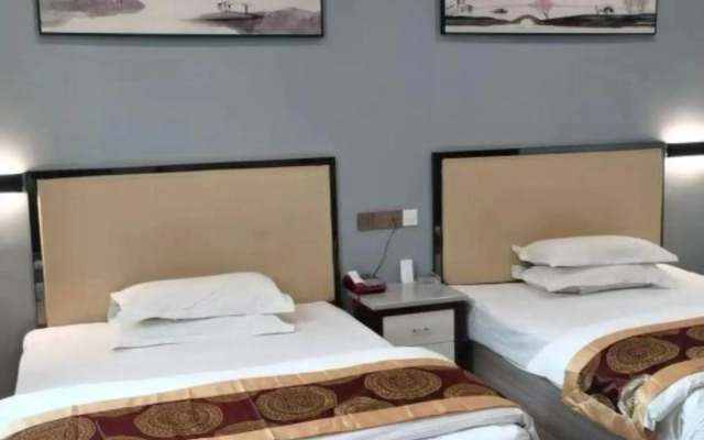 Golden Ocean Hotel