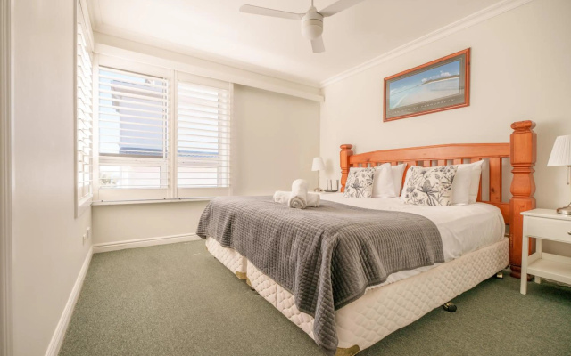 La Grande Apartments Broadbeach – Guest Rooms – Gold Coast