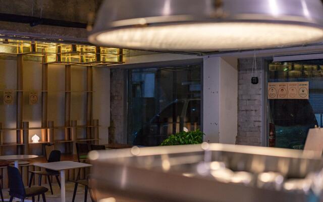 Mireuk Mireuk Hostel