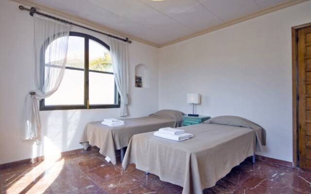 Villa - 4 Bedrooms with Pool and WiFi - 104982