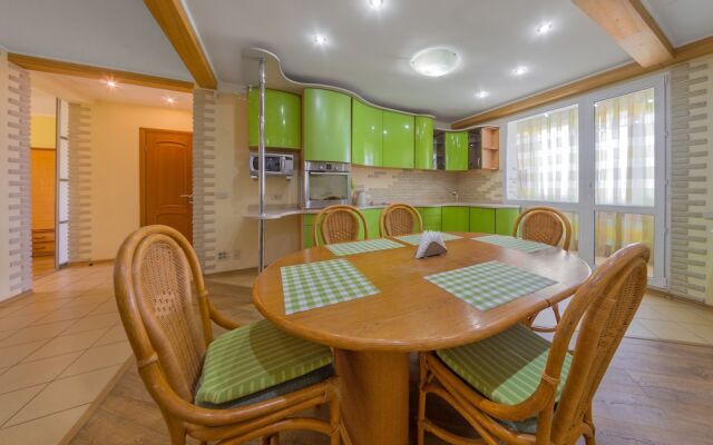 InnHome Apartments on Vorovskogo 36b