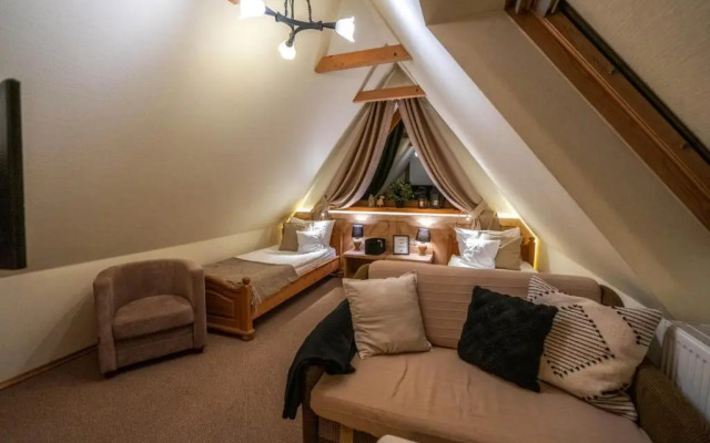 Willa i Domki Pod Reglami