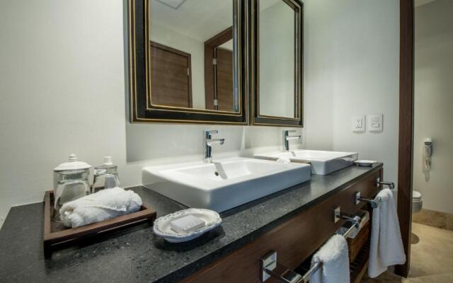 Square Small Luxury Hotel - Providencia