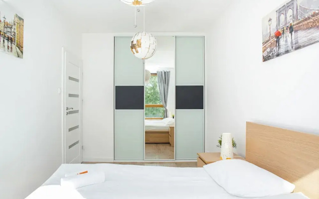 Apartament Jaktorowska Warsaw by Renters