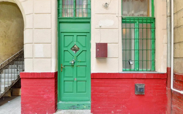 The GreeNest Vintage Lodging