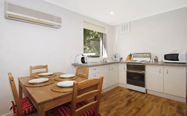 Cedar 6 - fully renovated apartment