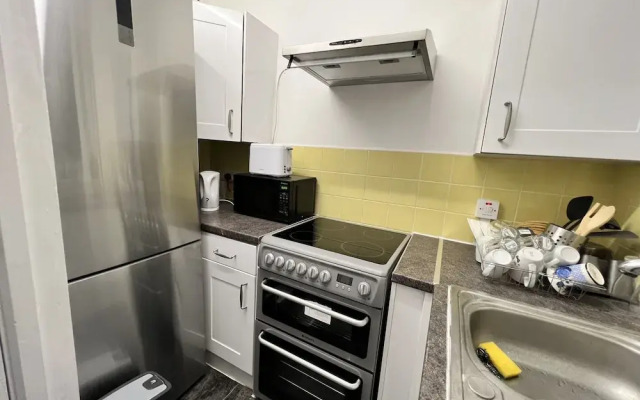 Impeccable 1-bed Apartment in London