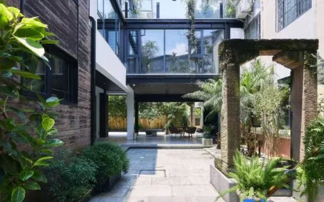 House In Green – Exterior – Guilin